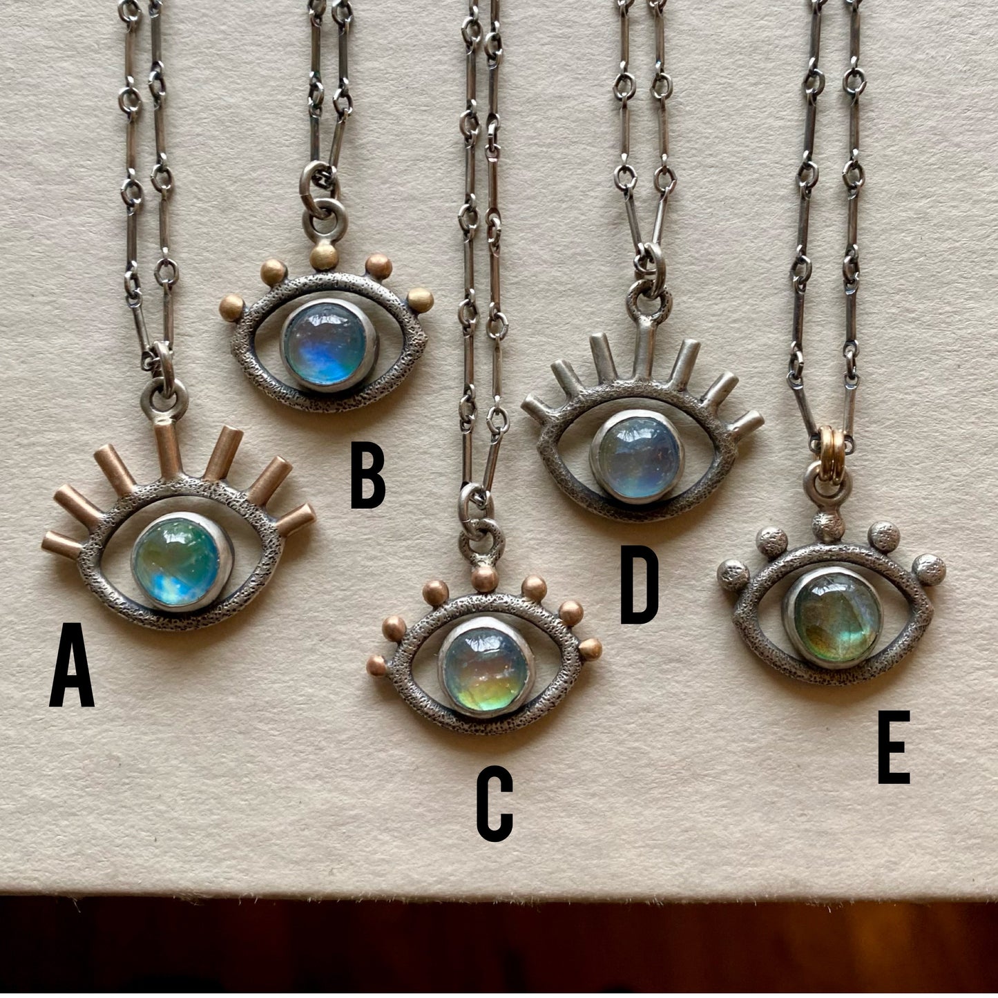 MOOD STONE Eye Necklace - Color-Changing GEMSTONE Mood Jewelry - Sterling, Moonstone & Labradorite
