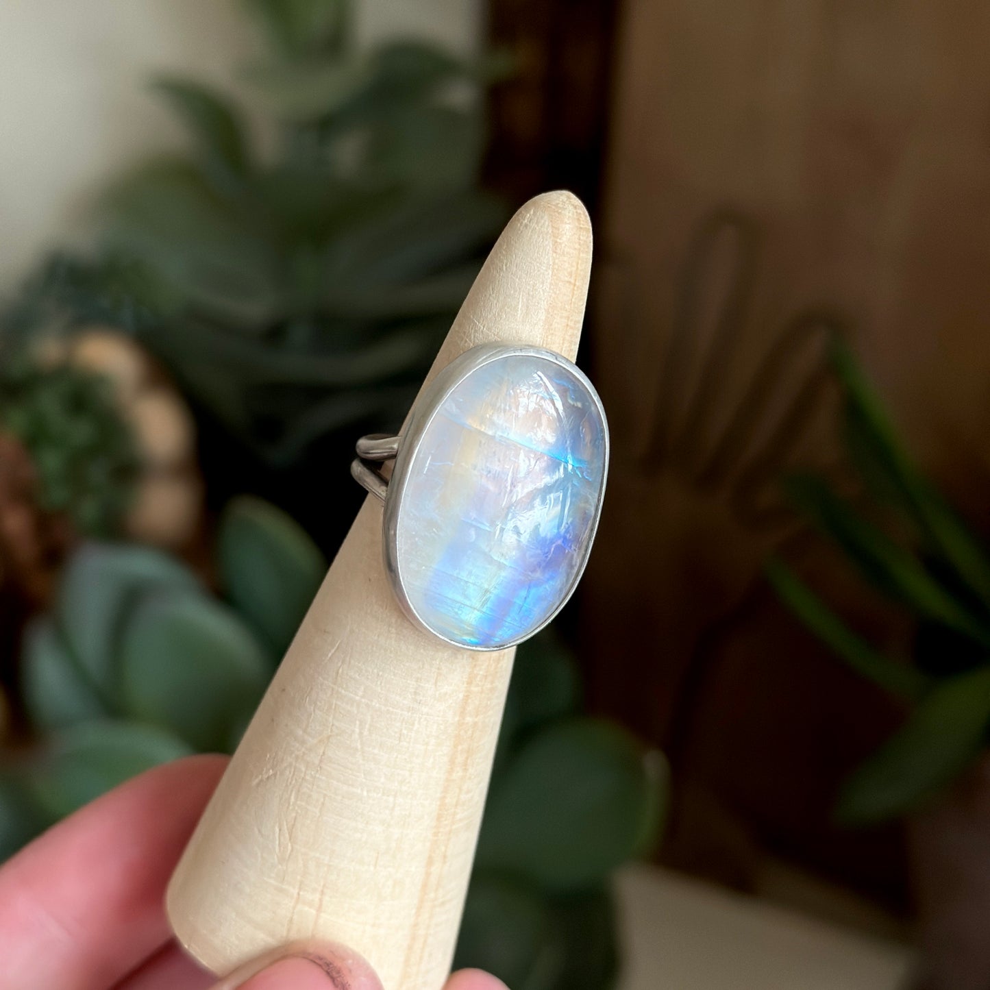 Moonstone Ring - Sterling Silver - Sz 8