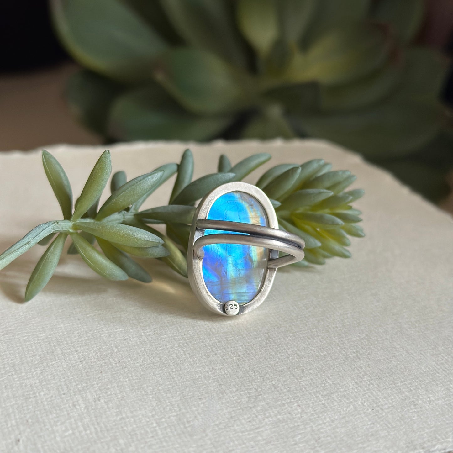 Moonstone Ring - Sterling Silver - Sz 8
